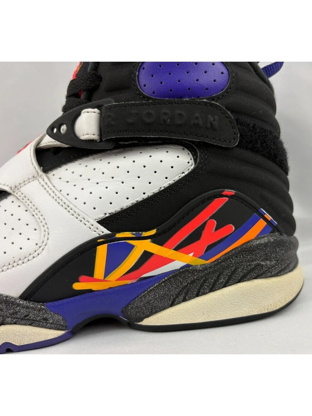 Mens Size 8 - Air Jordan 8 Three-Peat sneakers shoes 305381-142